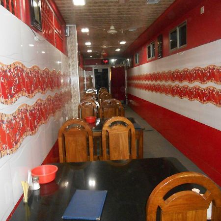 Hotel Surja Laxmi Raiganj Bagian luar foto